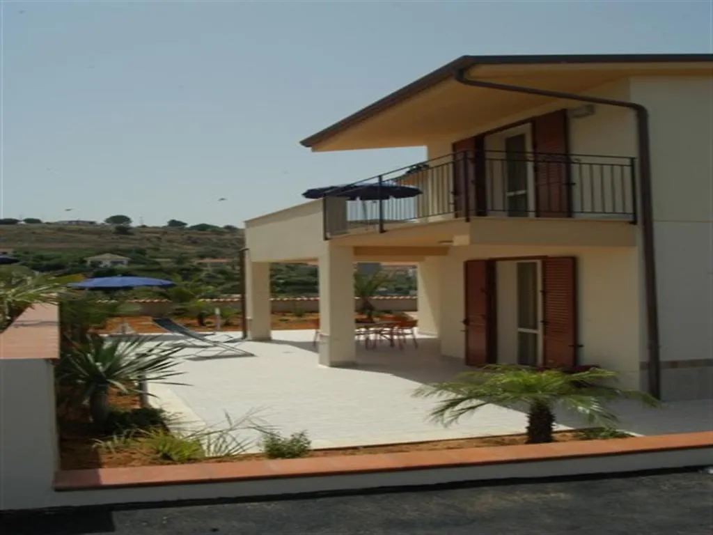 Residence Valentina Balestrate 0*,