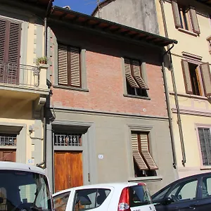 https://burchiello-bb.it-tuscanyhotel.com